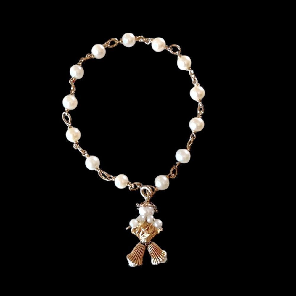 12k Gold Chain Link Pearl Bracelet w/Clown Charm